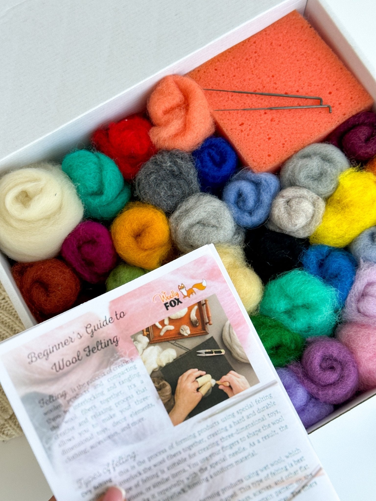 Needle Felting Kit for Beginners – 40 Colors Wool & Tools Included - WoollyFox